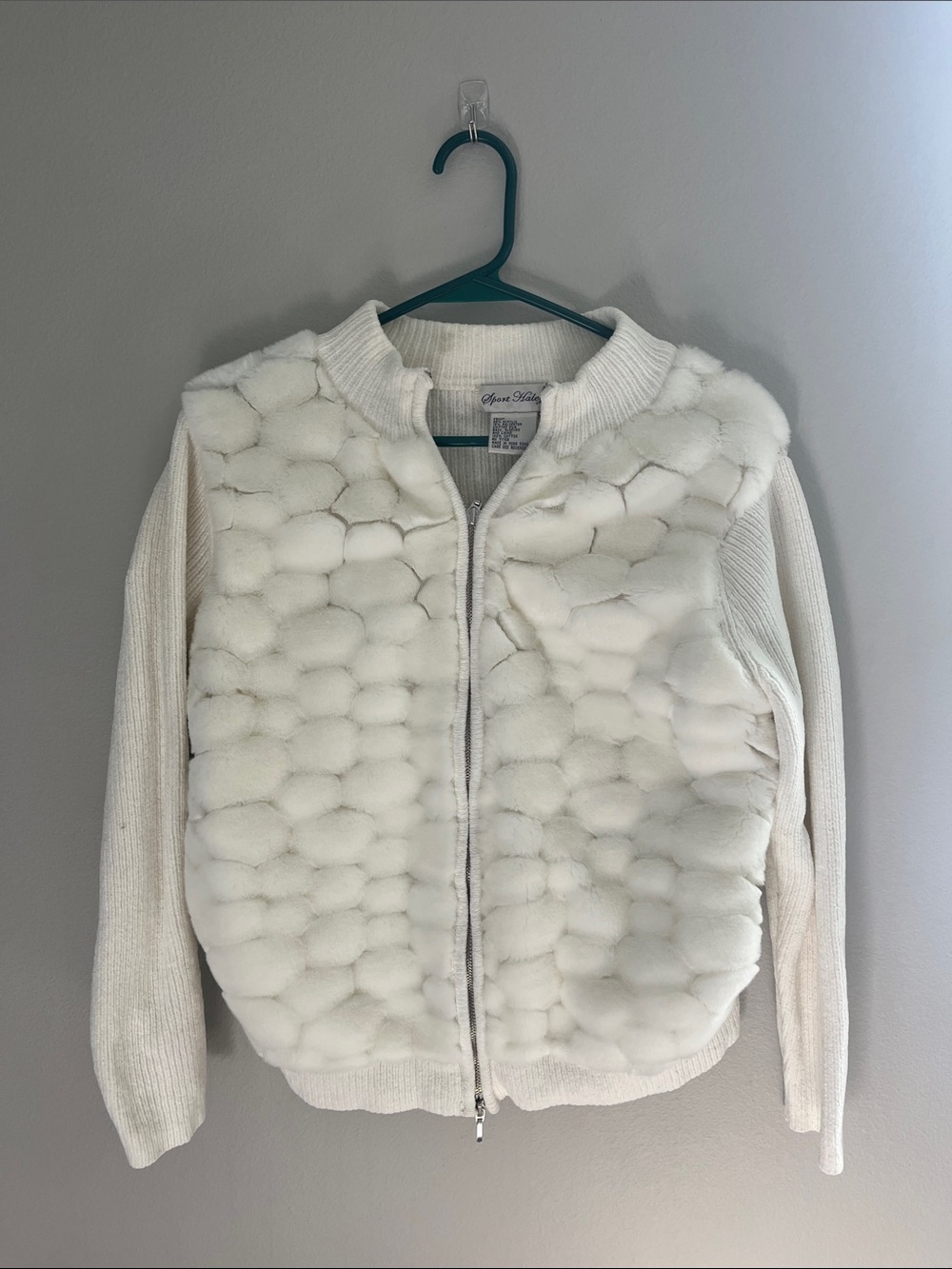 Vintage Sport Haley White Faux Fur Front Zip Jacket Cream M